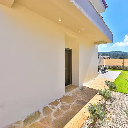 Serenity Villa